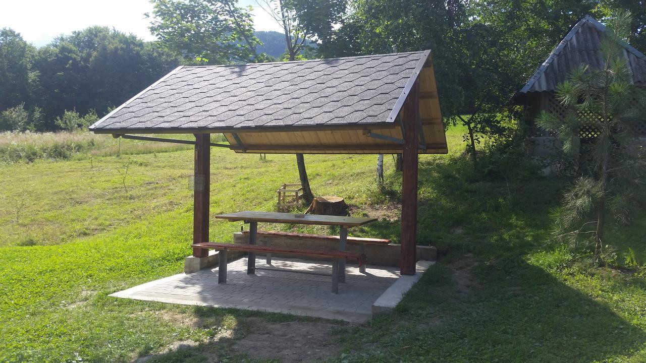 Fazenda Kosiv Hotell Exteriör bild