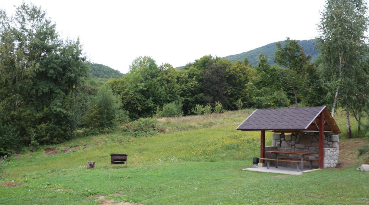 Fazenda Kosiv Hotell Exteriör bild